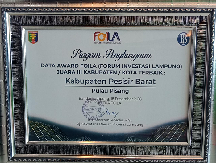 Pesisir Barat Raih Penghargaan Forum Investasi Lampung (FOILA) Tahun 2018 Pesisir Barat Raih Penghargaan Forum Investasi Lampung (FOILA) Tahun 2018